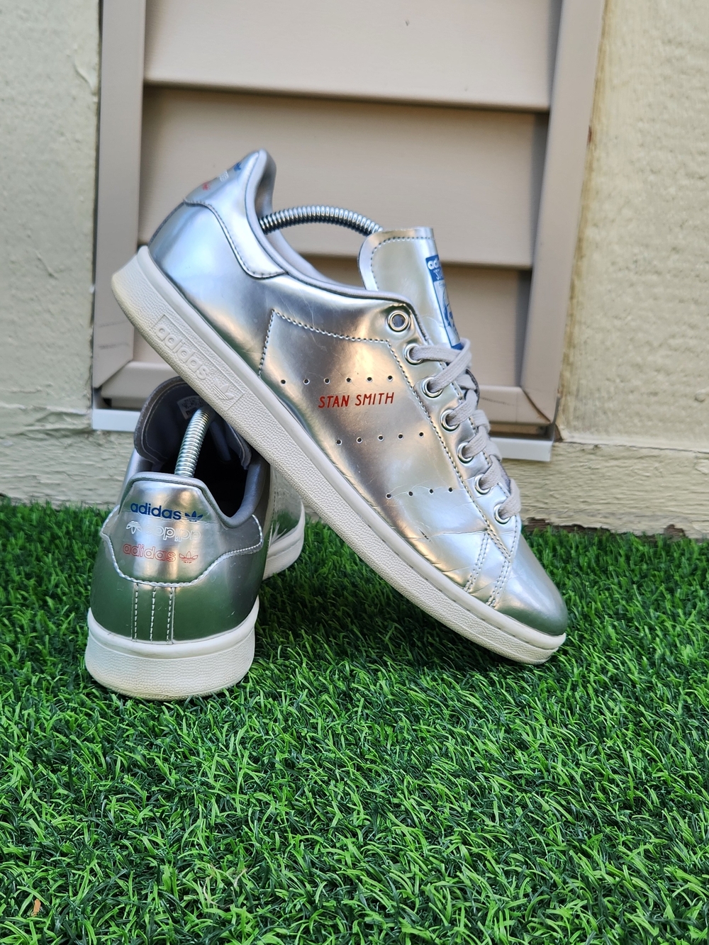 Adidas Stan Smith FW5363 Silver Metallic Sneakers SIZE 9 Men’s Rare Classic